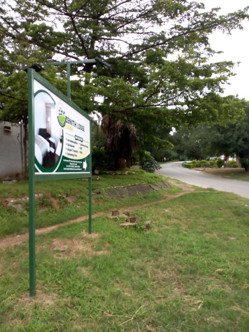 Zenith Lodge Lusaka Exterior foto